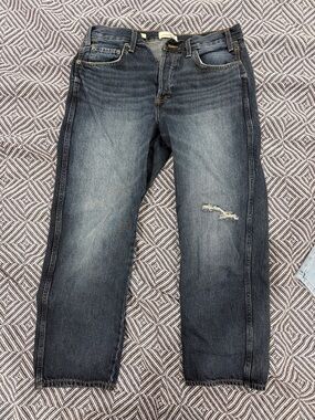 Universal Thread Men's Faded Dark Blue Relaxed Jeans